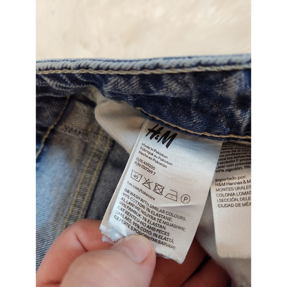 H&M Womens Blue Solid Mid‎ Rise Cotton Distressed Straight Jeans Size 8 - Picture 4 of 7